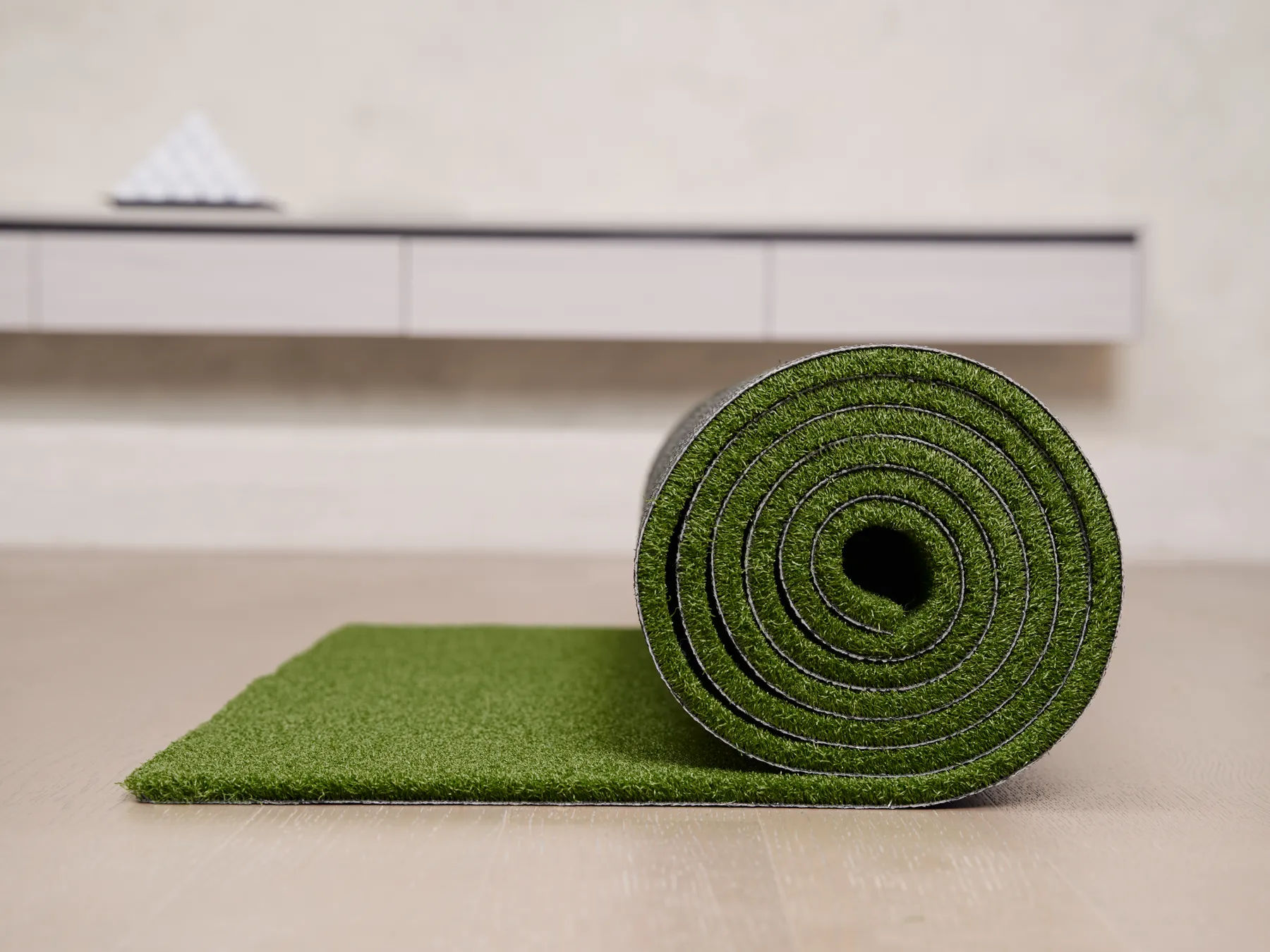 Artificial grass rolls for bulk stock supply