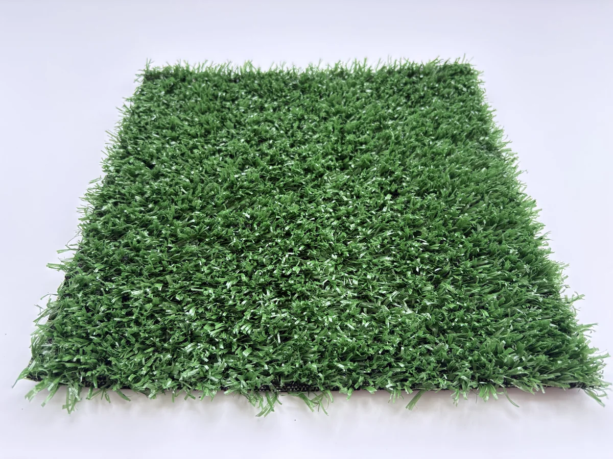 Fence and wall artificial grass density and angle view
